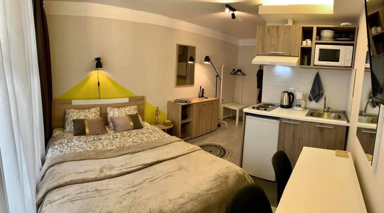 Center Deluxe Studio Thessaloníki Luaran gambar
